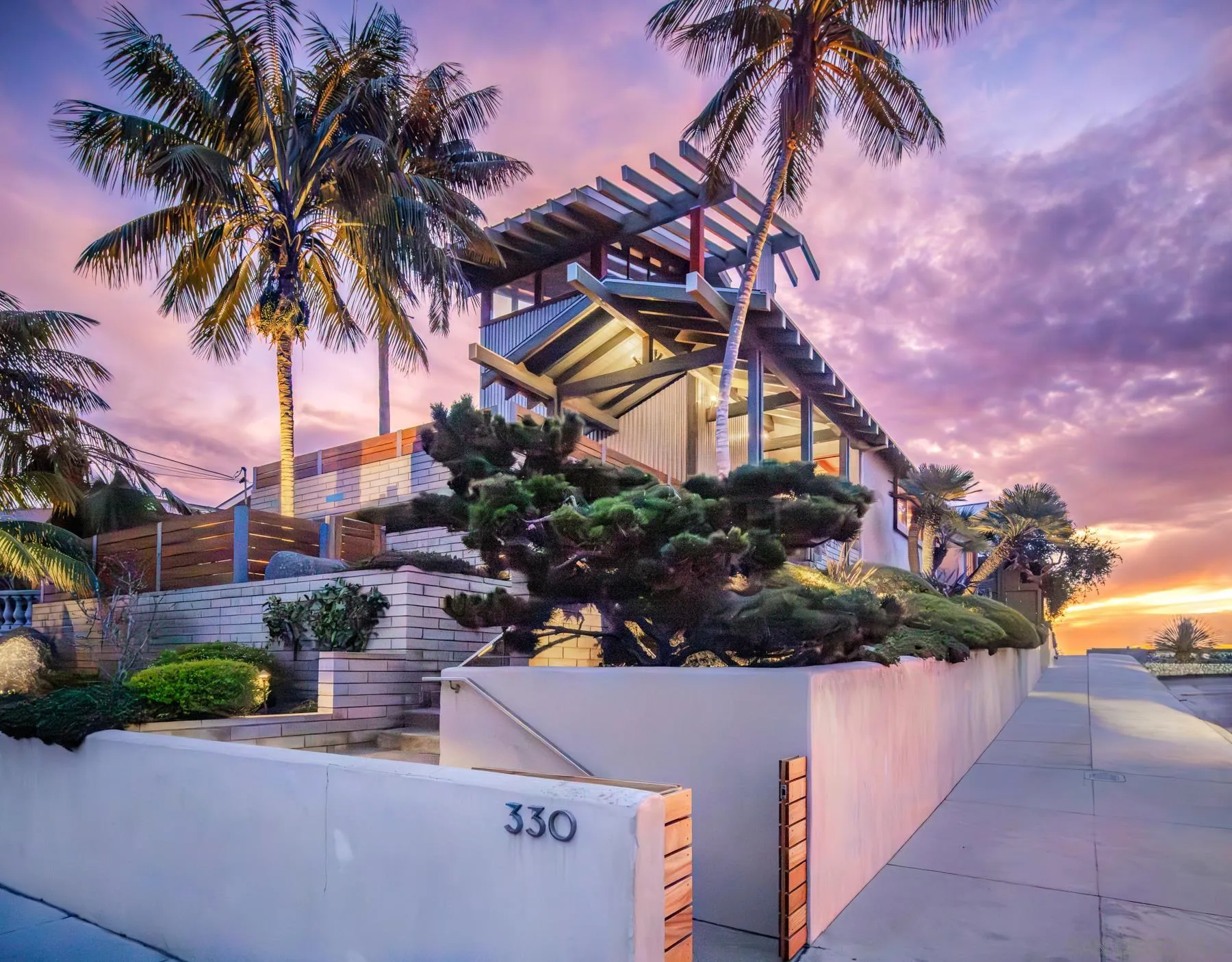 330 Neptune Avenue Encinitas, CA 92024 - Photo 2 of 34