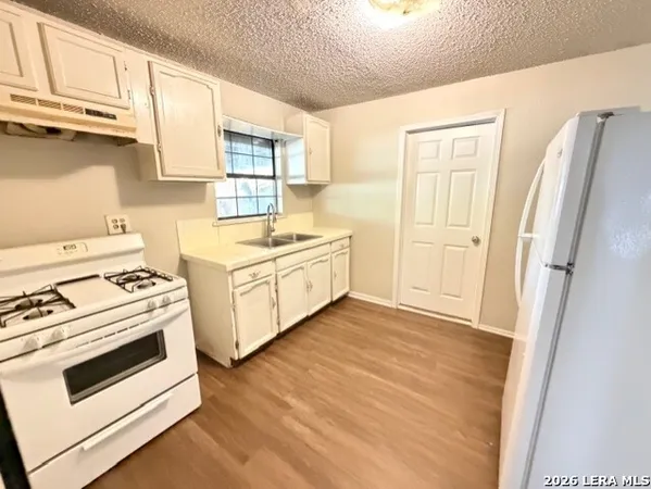 $1,395 | 321 Huntington Street, San Antonio, TX 78207