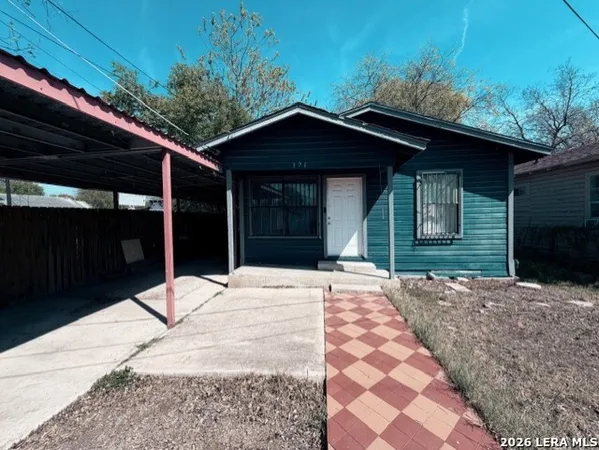 $1,395 | 321 Huntington Street, San Antonio, TX 78207