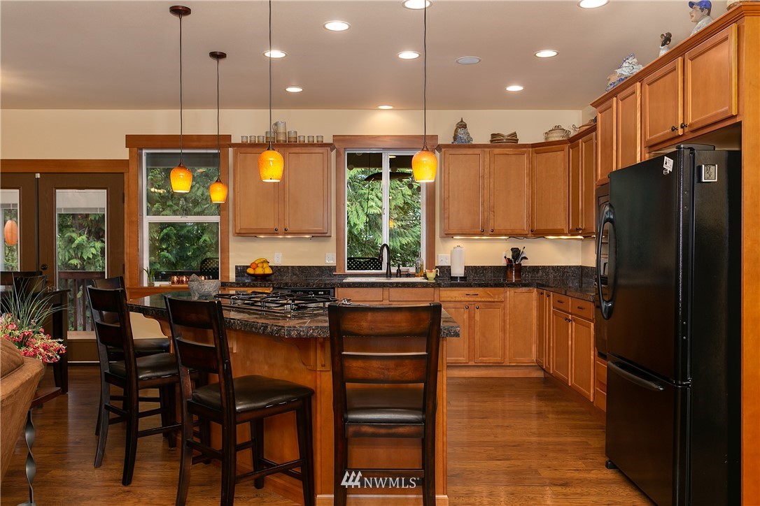 160 Okonek Road Grapeview, WA 98546 - Photo 4 of 25 Gallery Image 4