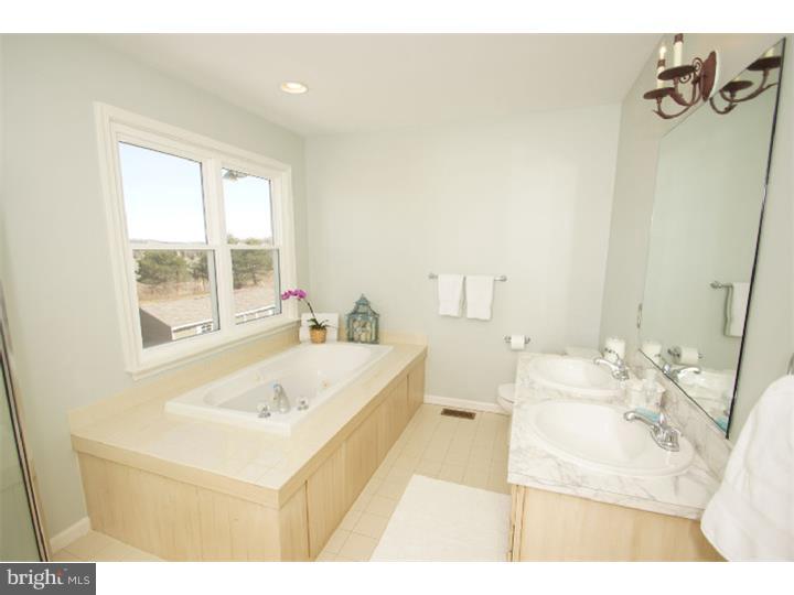 2335 Weiss Road Quakertown, PA 18951 - Photo 16 of 25 Bathroom