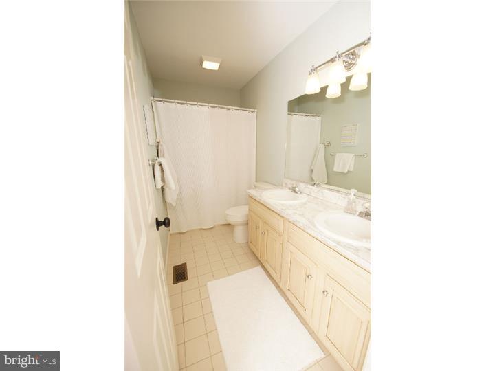 2335 Weiss Road Quakertown, PA 18951 - Photo 19 of 25 Bathroom