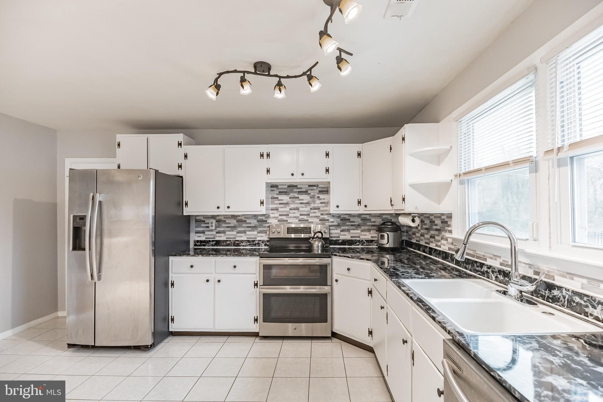 122 Norcross Road Berlin, NJ 08009 - Photo 9 of 28