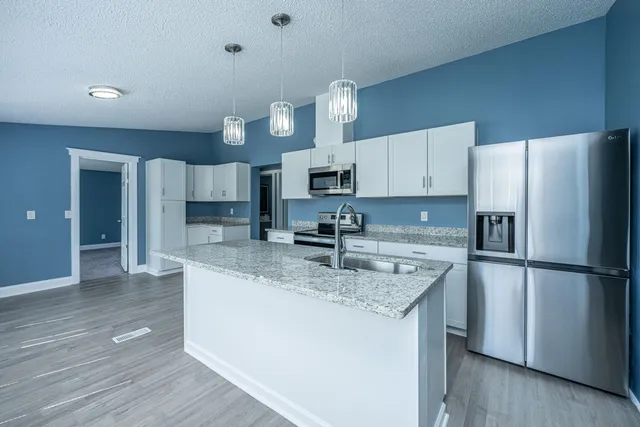 $300,000 | 406 Fairwoods Lane, Ridgeville, SC 29472