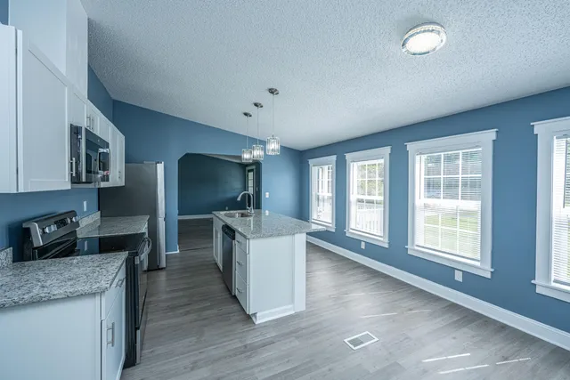 $300,000 | 406 Fairwoods Lane, Ridgeville, SC 29472