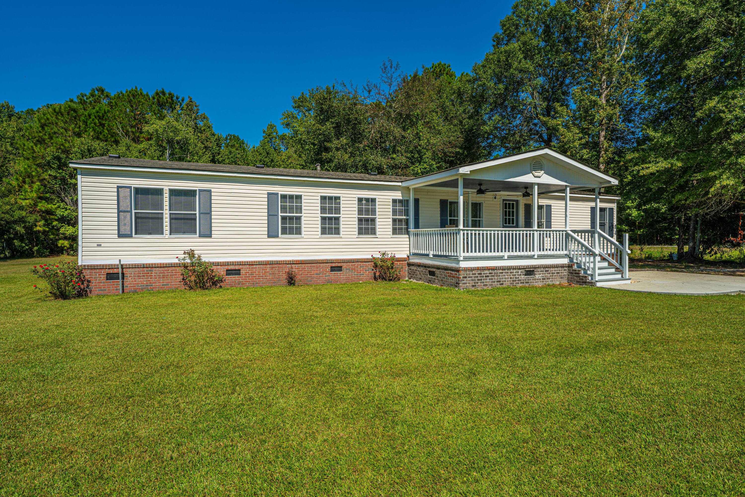 406 Fairwoods Lane Ridgeville, SC 29472 - Photo 2 of 97 406FairwoodsLane002