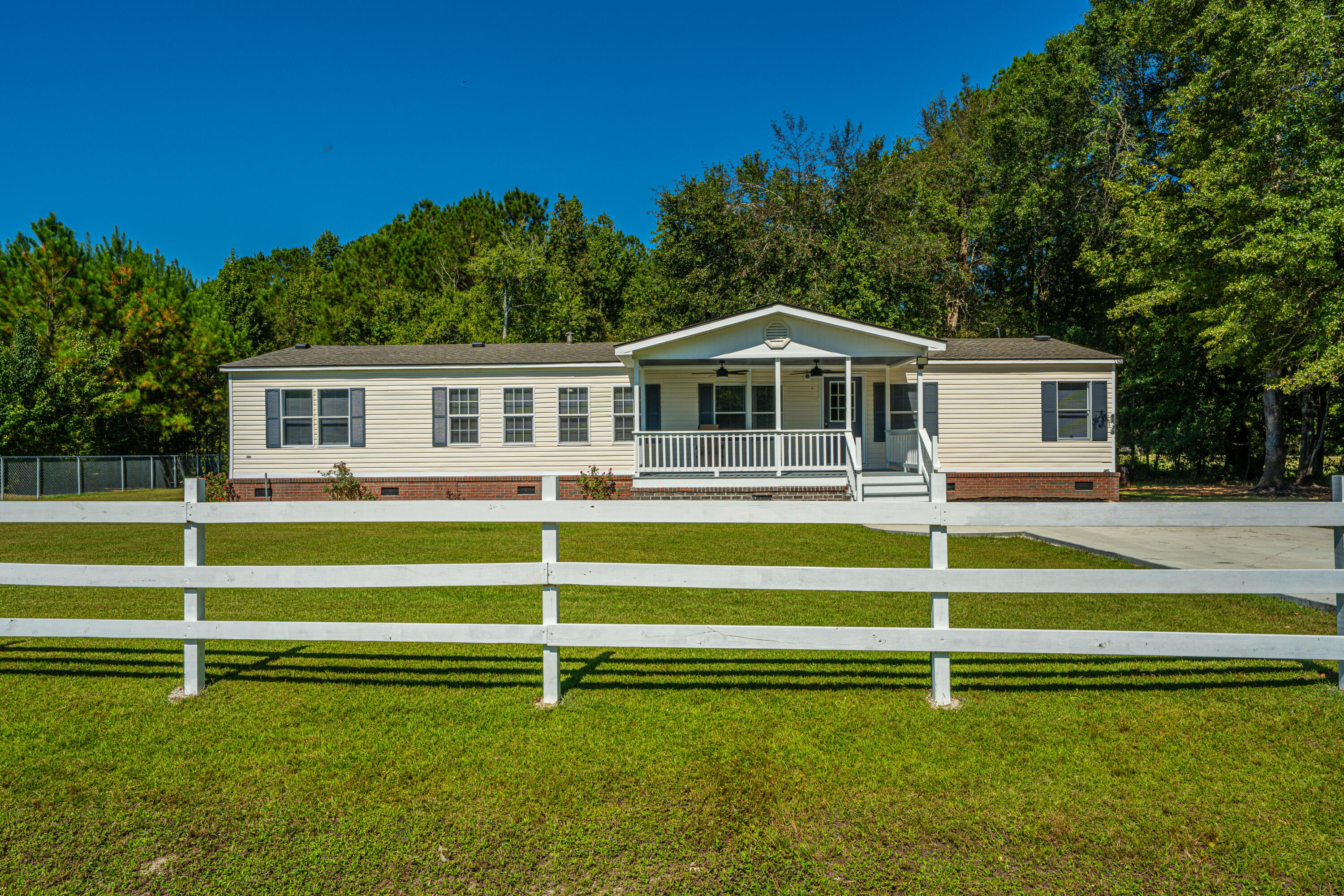 406 Fairwoods Lane Ridgeville, SC 29472 - Photo 38 of 97 406FairwoodsLane038