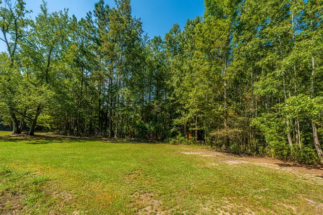 $300,000 | 406 Fairwoods Lane, Ridgeville, SC 29472