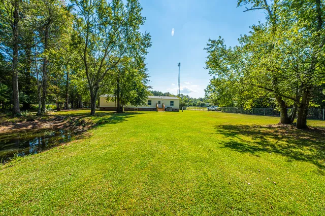 $300,000 | 406 Fairwoods Lane, Ridgeville, SC 29472