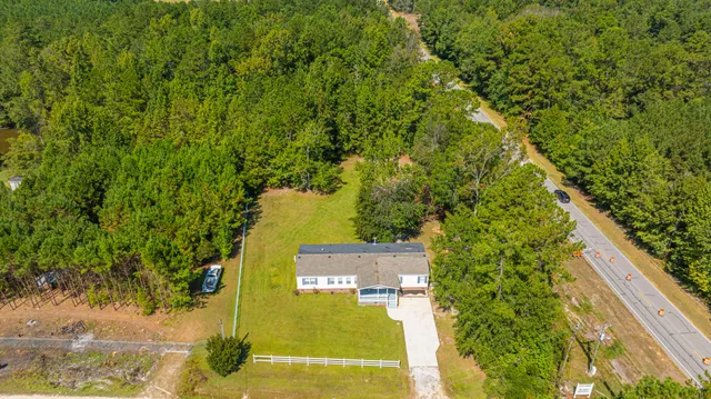 $300,000 | 406 Fairwoods Lane, Ridgeville, SC 29472