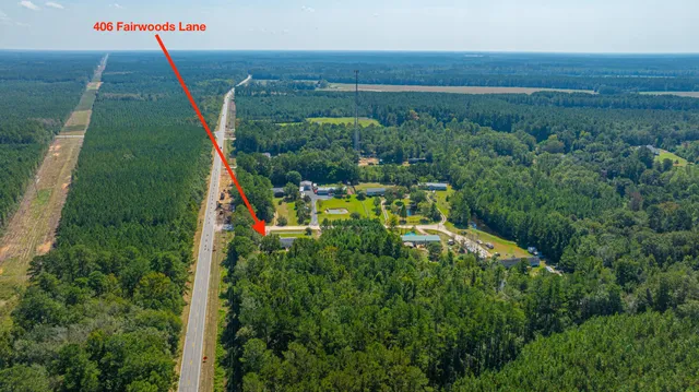 $300,000 | 406 Fairwoods Lane, Ridgeville, SC 29472