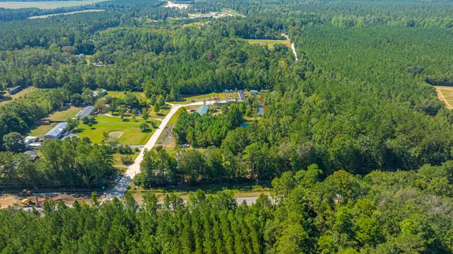 $300,000 | 406 Fairwoods Lane, Ridgeville, SC 29472