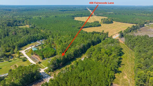 $300,000 | 406 Fairwoods Lane, Ridgeville, SC 29472