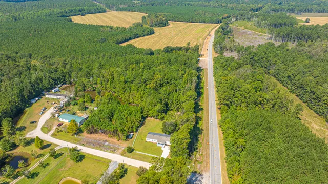 $300,000 | 406 Fairwoods Lane, Ridgeville, SC 29472