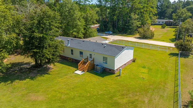 $300,000 | 406 Fairwoods Lane, Ridgeville, SC 29472