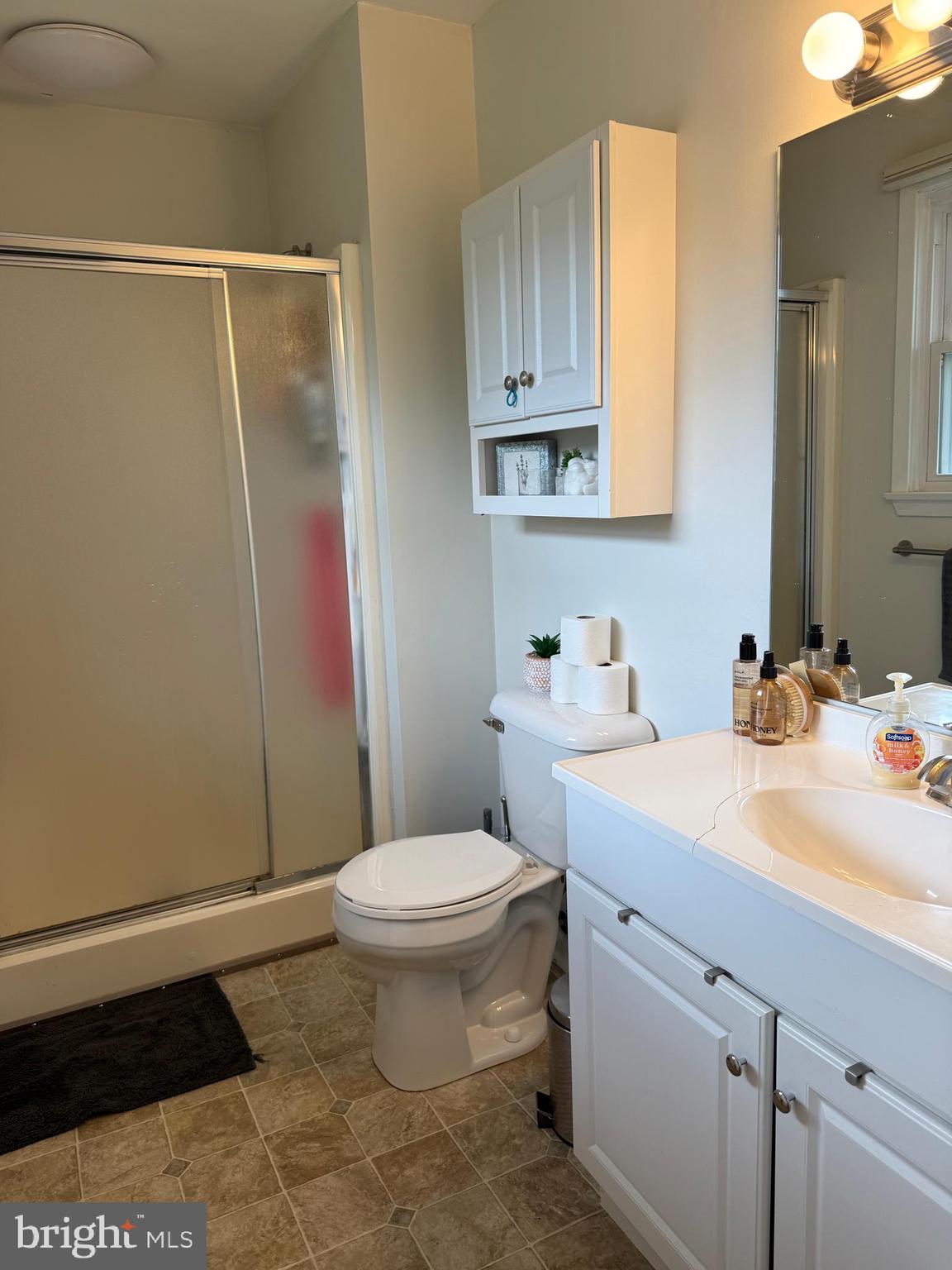 14903 Viewcrest Road Southwest Cumberland, MD 21502 - Photo 24 of 36 Full Bathroom in Primary Bedroom
