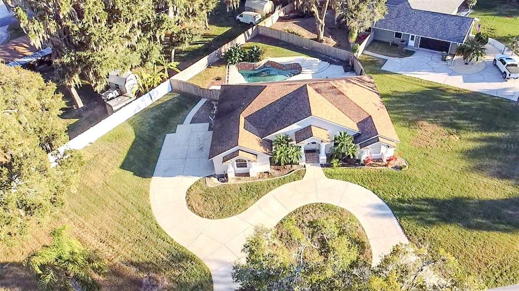 4 Weston Road Leesburg, FL 34748 - Photo 1 of 55 a view of swimming pool with sitting area