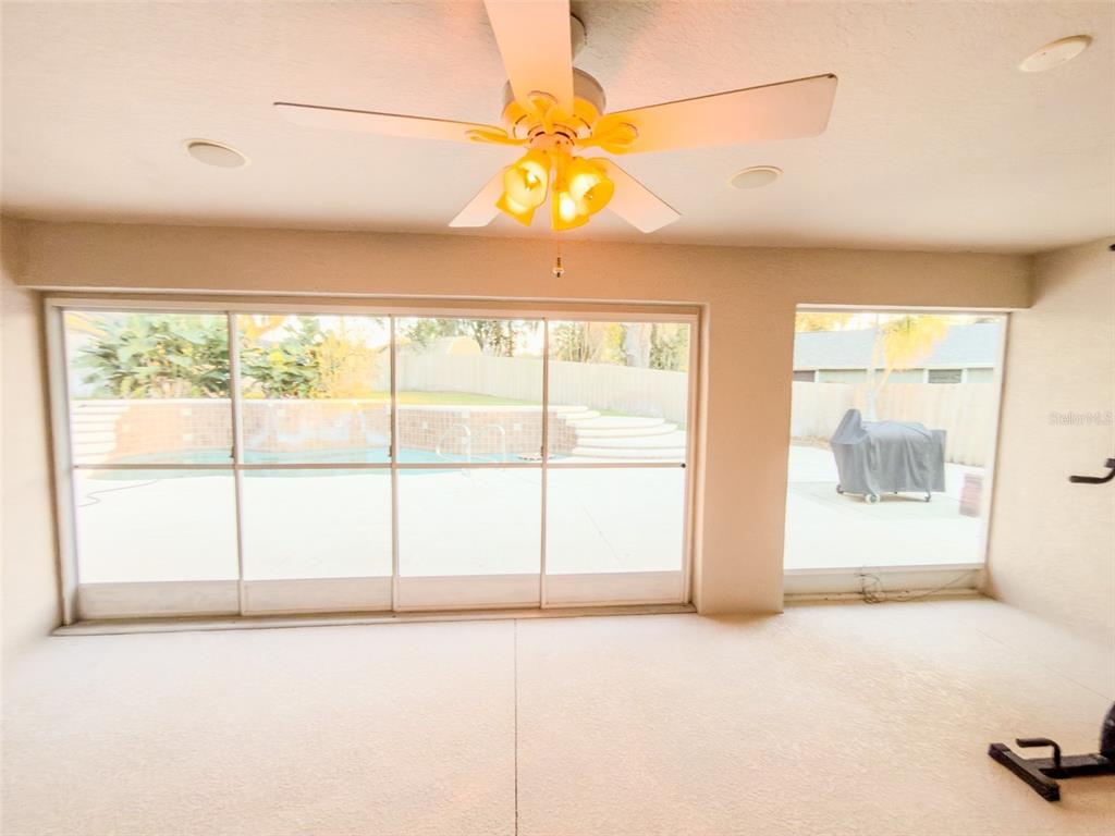 4 Weston Road Leesburg, FL 34748 - Photo 52 of 55 an empty room with a window