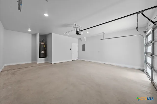 a view of a partially built entryway