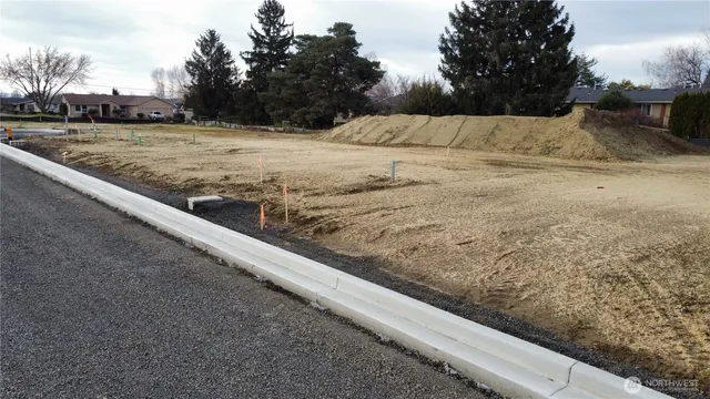 $237,500 | 1150 Fortune Drive, Walla Walla, WA 99362