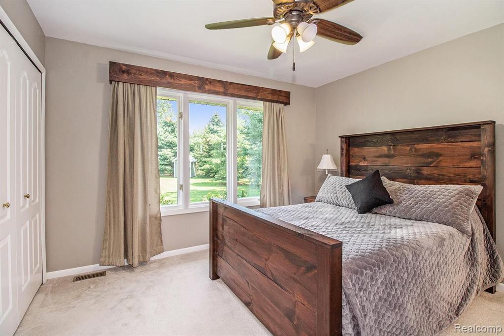 3587 Cedar Lake Road Howell, MI 48843 - Photo 17 of 38