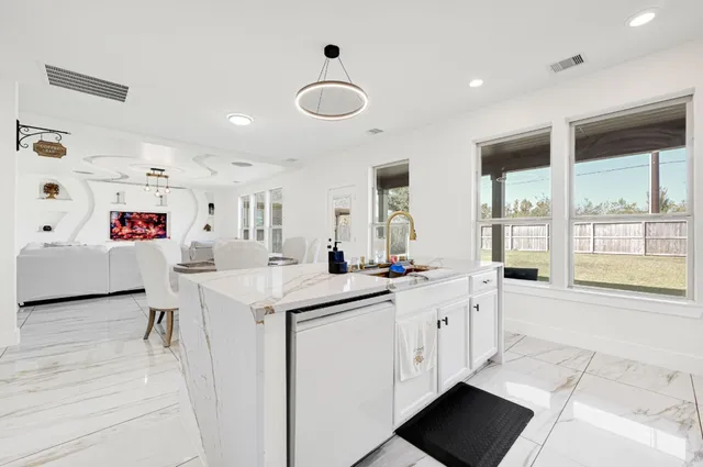 $399,999 | 3216 Anderwood Arbor Lane, Pearland, TX 77584