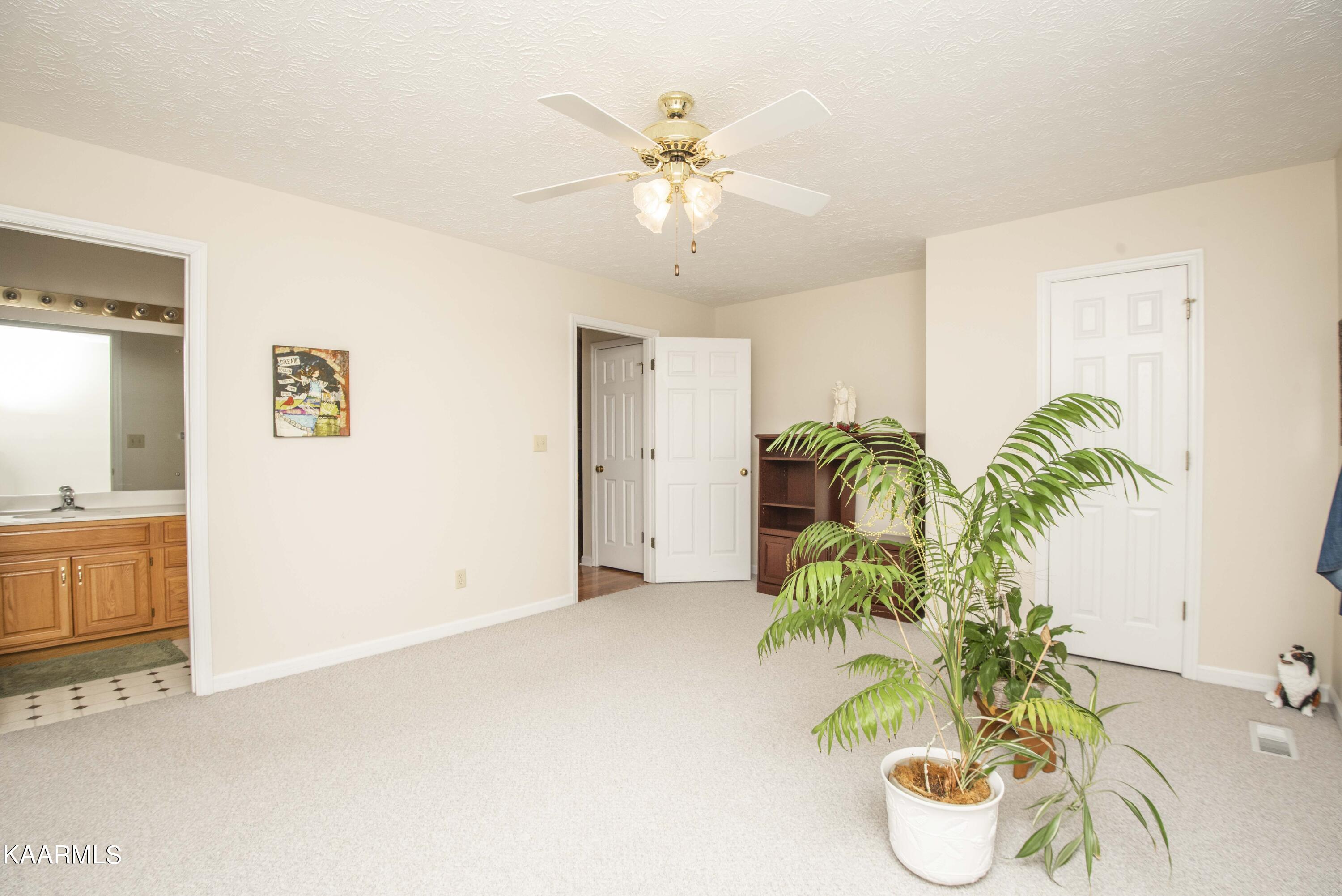 3321 Cunningham Road Knoxville, TN 37918 - Photo 12 of 25 bedroom 3
