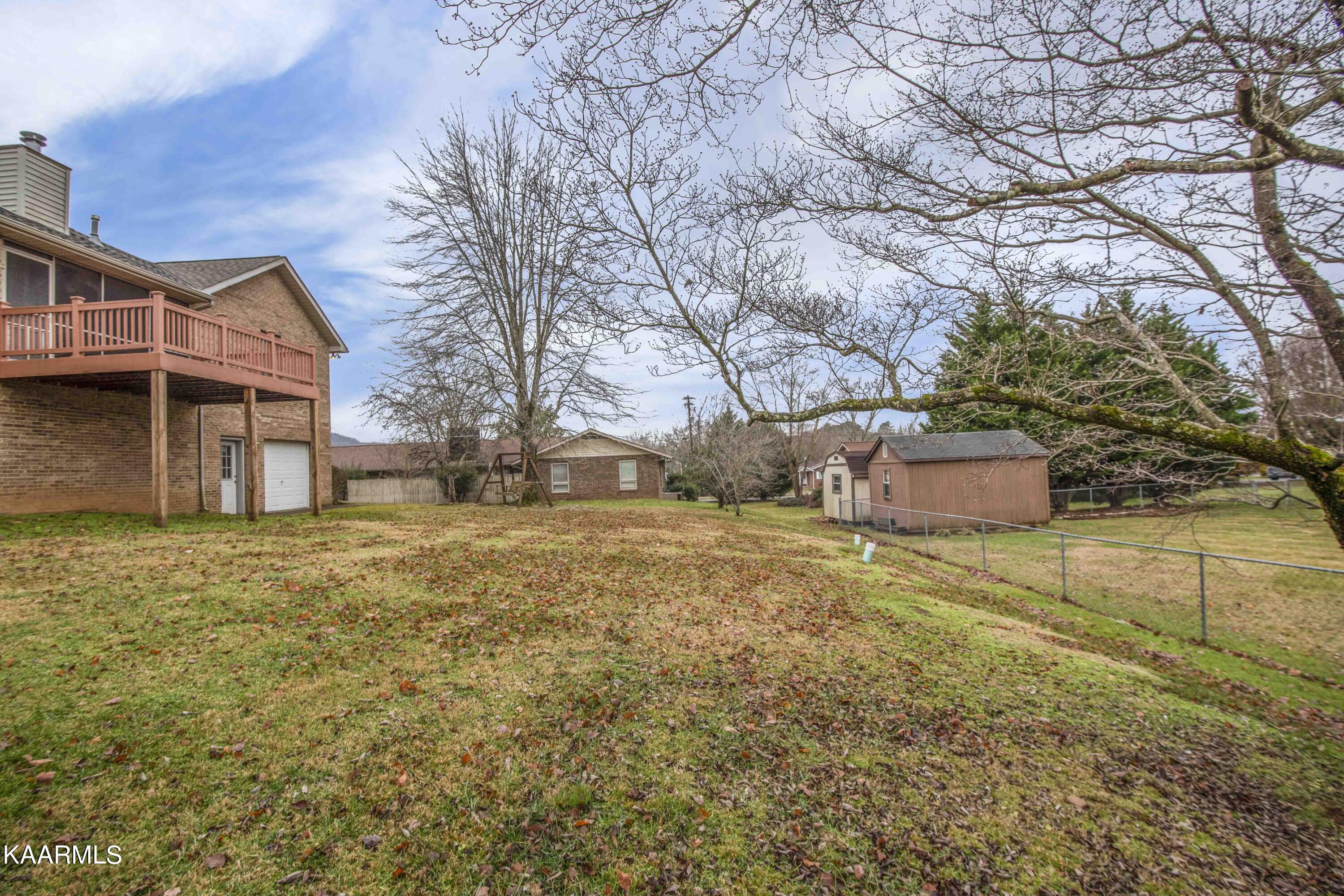 3321 Cunningham Road Knoxville, TN 37918 - Photo 24 of 25 Backyard