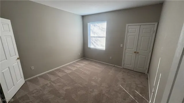$1,200 | 6955 North Durango Drive, Unit 1070, Las Vegas, NV 89149