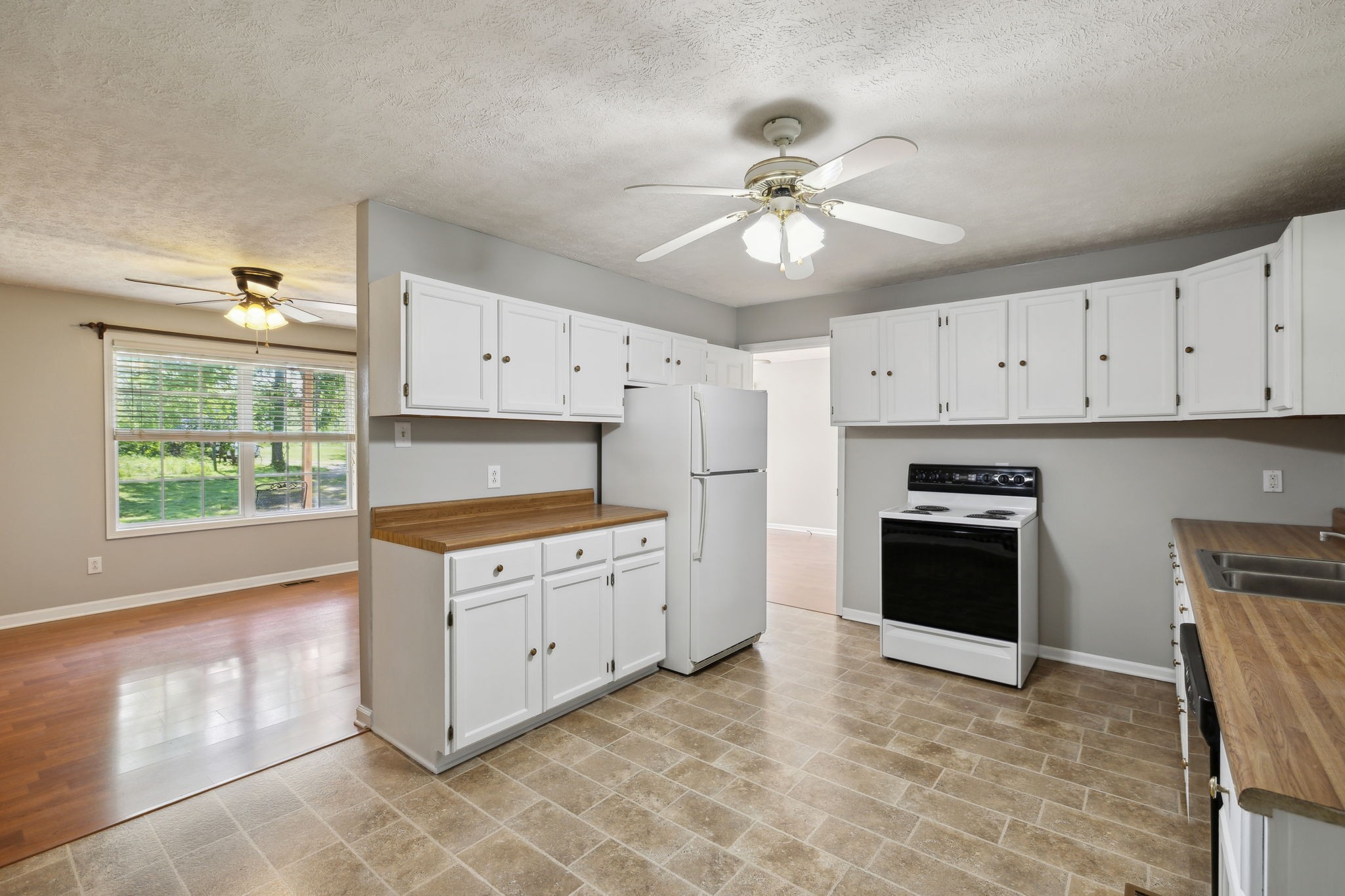 1940 Word Road Lewisburg, TN 37091 - Photo 12 of 48 Gallery Image 12