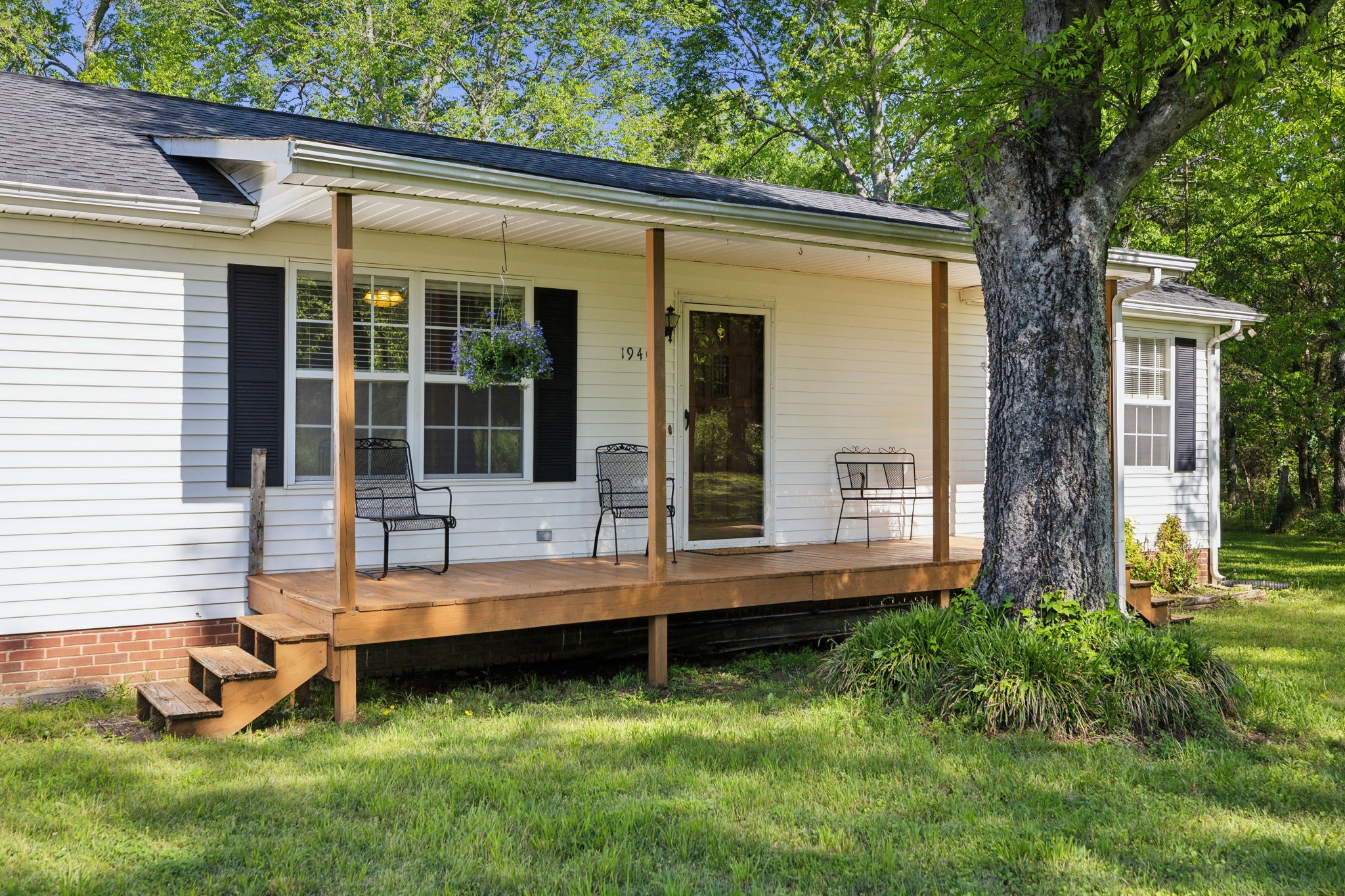 1940 Word Road Lewisburg, TN 37091 - Photo 4 of 48 Gallery Image 4