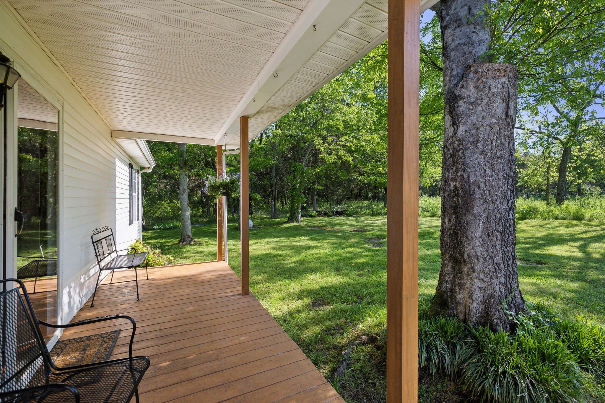 1940 Word Road Lewisburg, TN 37091 - Photo 6 of 48 Gallery Image 6