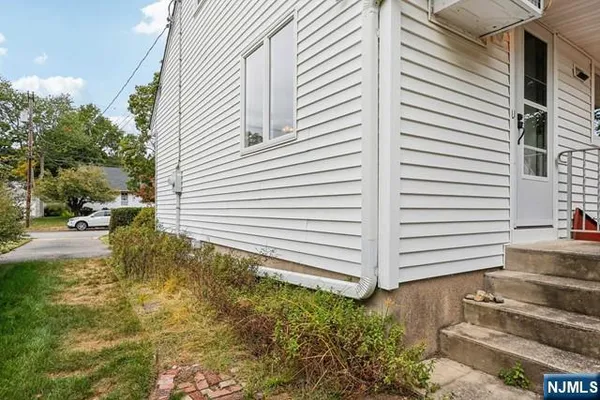 $4,200 | 488 Berkshire Road, Ridgewood, NJ 07450