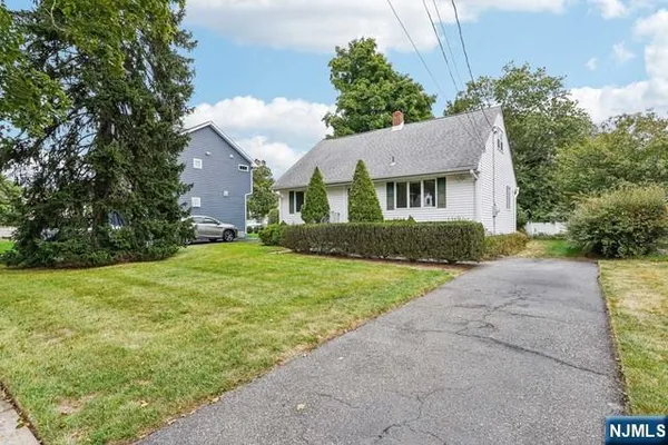 $4,200 | 488 Berkshire Road, Ridgewood, NJ 07450