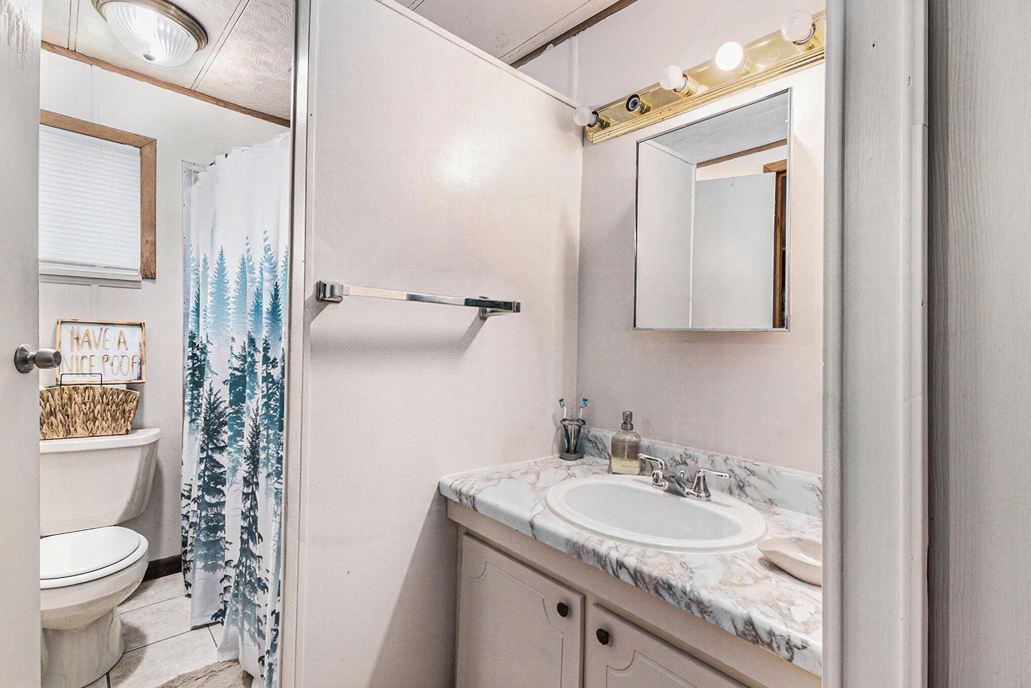 1907 West Sugar Grove Road Ludington, MI 49431 - Photo 21 of 49 Interior