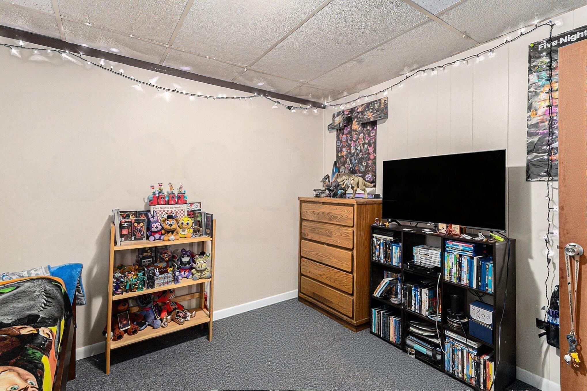 1907 West Sugar Grove Road Ludington, MI 49431 - Photo 29 of 49 Interior