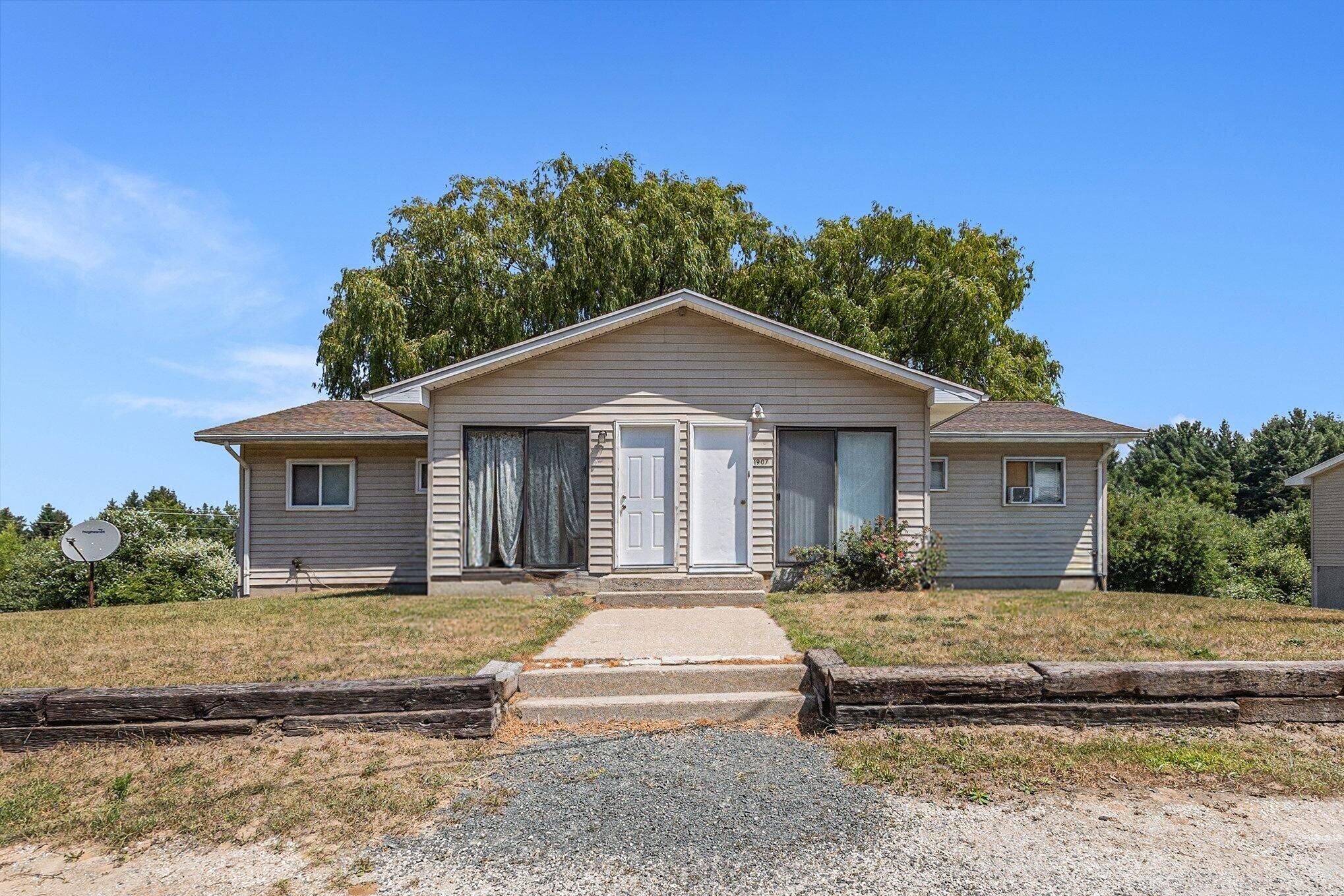 1907 West Sugar Grove Road Ludington, MI 49431 - Photo 3 of 49 Exterior