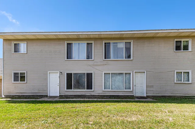 $500,000 | 1907 West Sugar Grove Road, Ludington, MI 49431