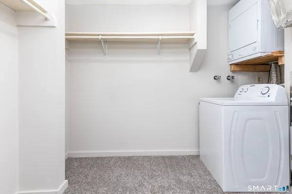 $2,750 | 25 Stanley Street, Unit B8, West Hartford, CT 06107