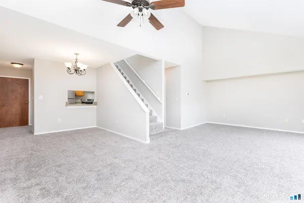 $2,750 | 25 Stanley Street, Unit B8, West Hartford, CT 06107