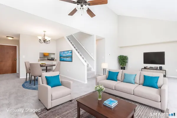 $2,750 | 25 Stanley Street, Unit B8, West Hartford, CT 06107