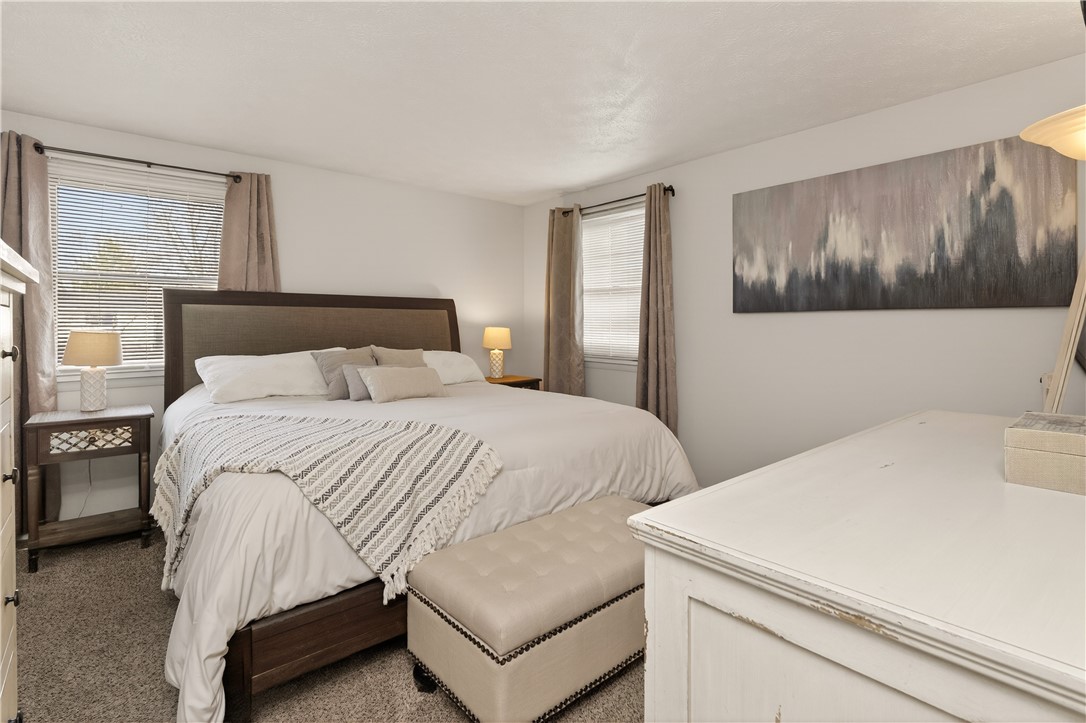 91 Emerald Point Chili, NY 14624 - Photo 16 of 36 Primary Bedroom