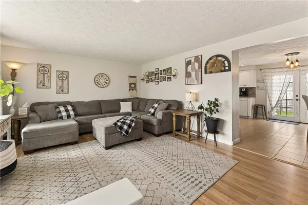 $224,900 | 91 Emerald Point, Chili, NY 14624