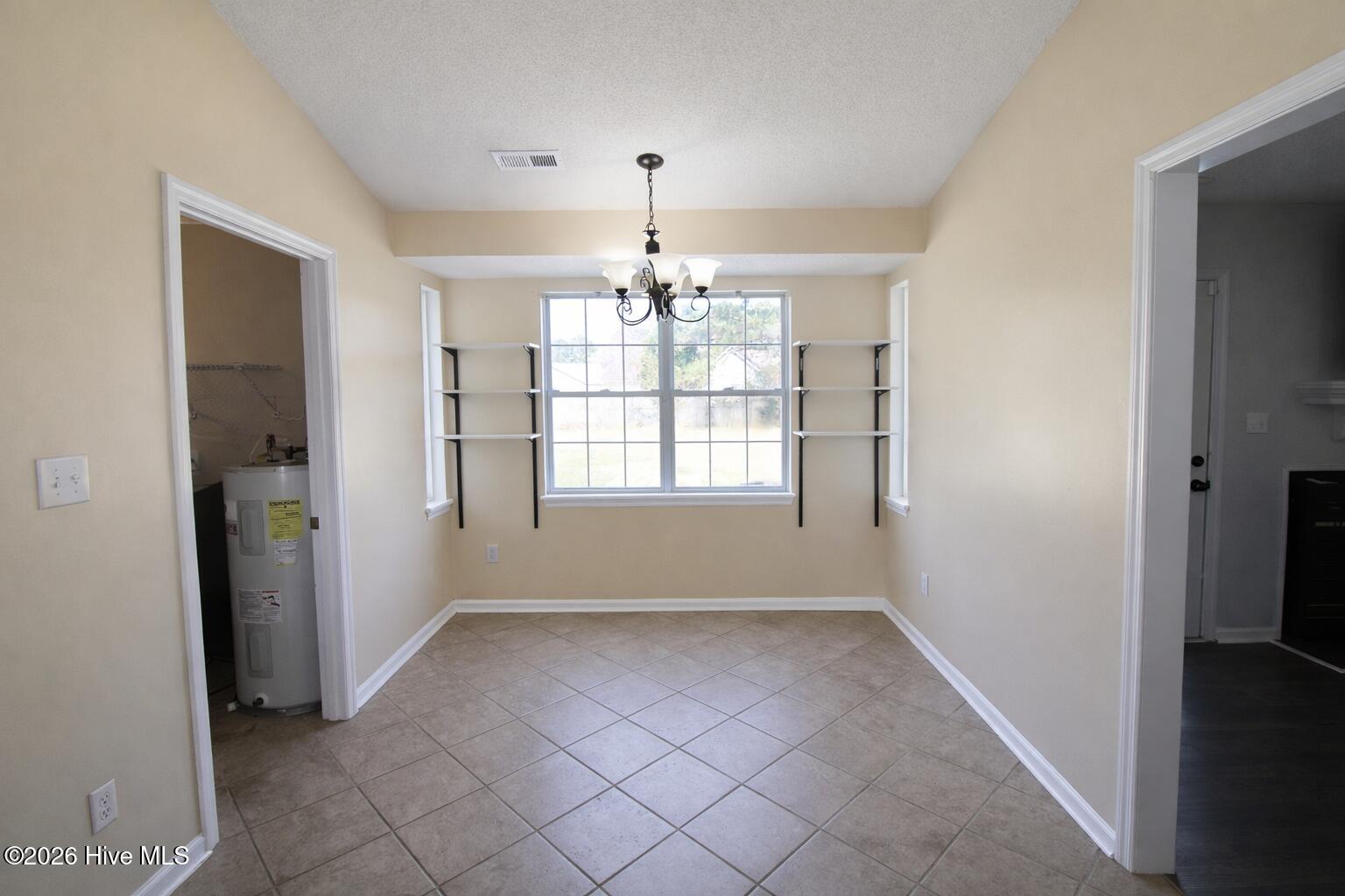 302 Paddock Place Jacksonville, NC 28546 - Photo 14 of 16 kitchen