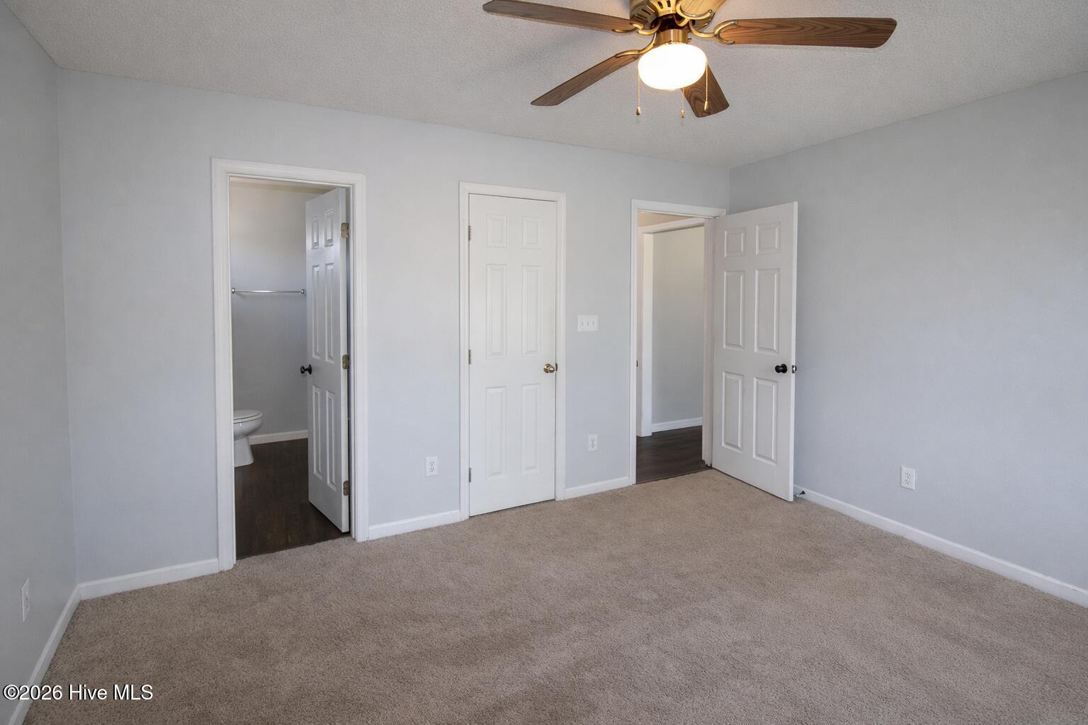302 Paddock Place Jacksonville, NC 28546 - Photo 9 of 16 masterbedroom