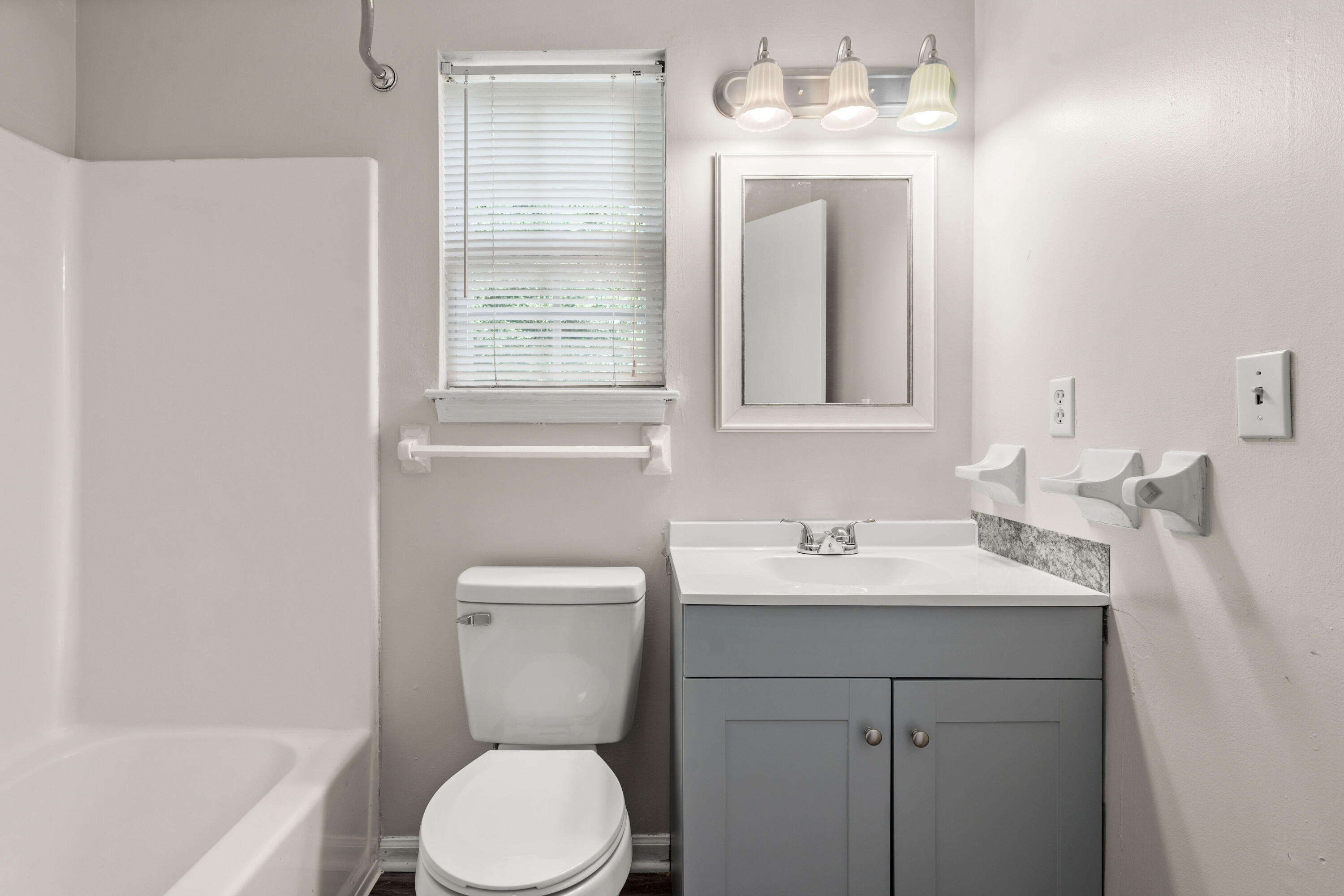 305 Mountain Pine Road Moncks Corner, SC 29461 - Photo 18 of 24 bathroom