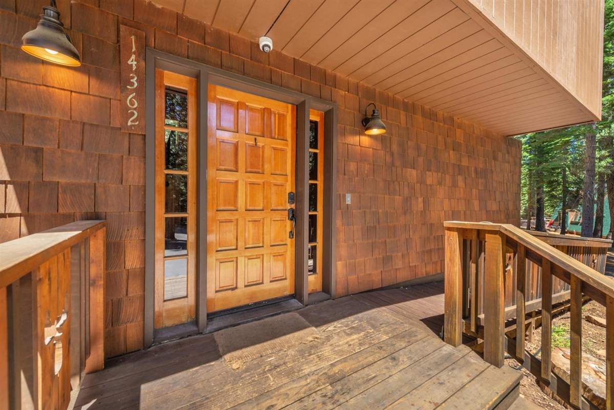 14362 Tyrol Road Truckee, CA 96161 - Photo 13 of 21 Gallery Image 13