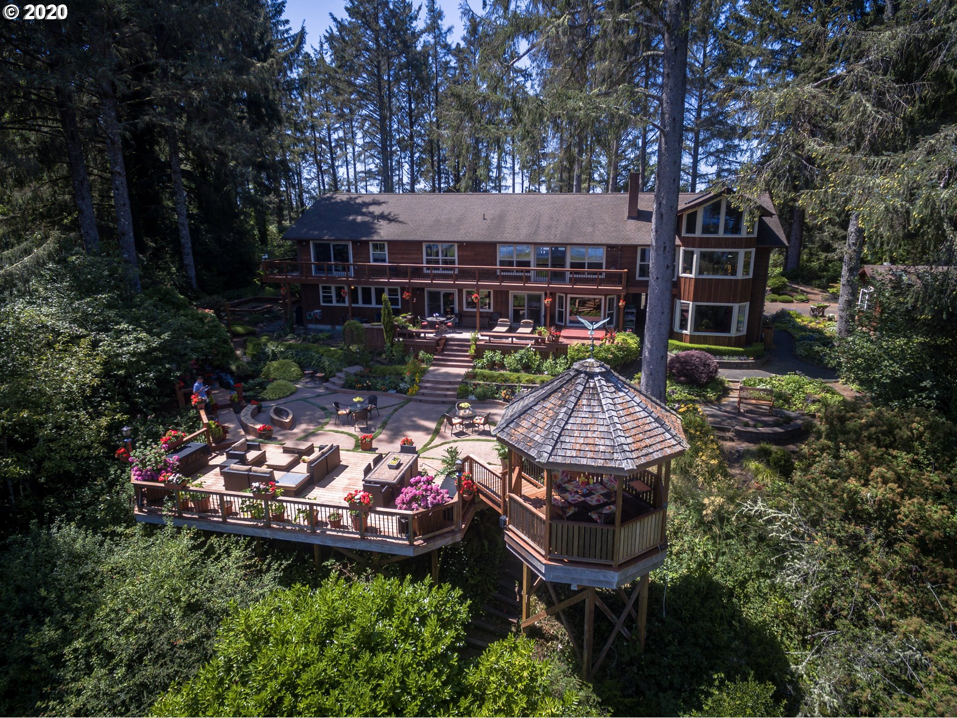 30304 Sandridge Road Ocean Park, WA 98640 - Photo 1 of 32 Gallery Image 1
