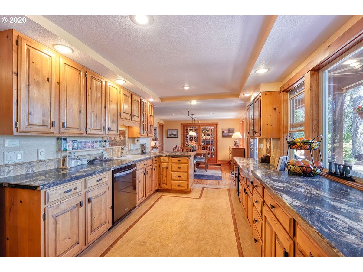 30304 Sandridge Road Ocean Park, WA 98640 - Photo 11 of 32 Gallery Image 11
