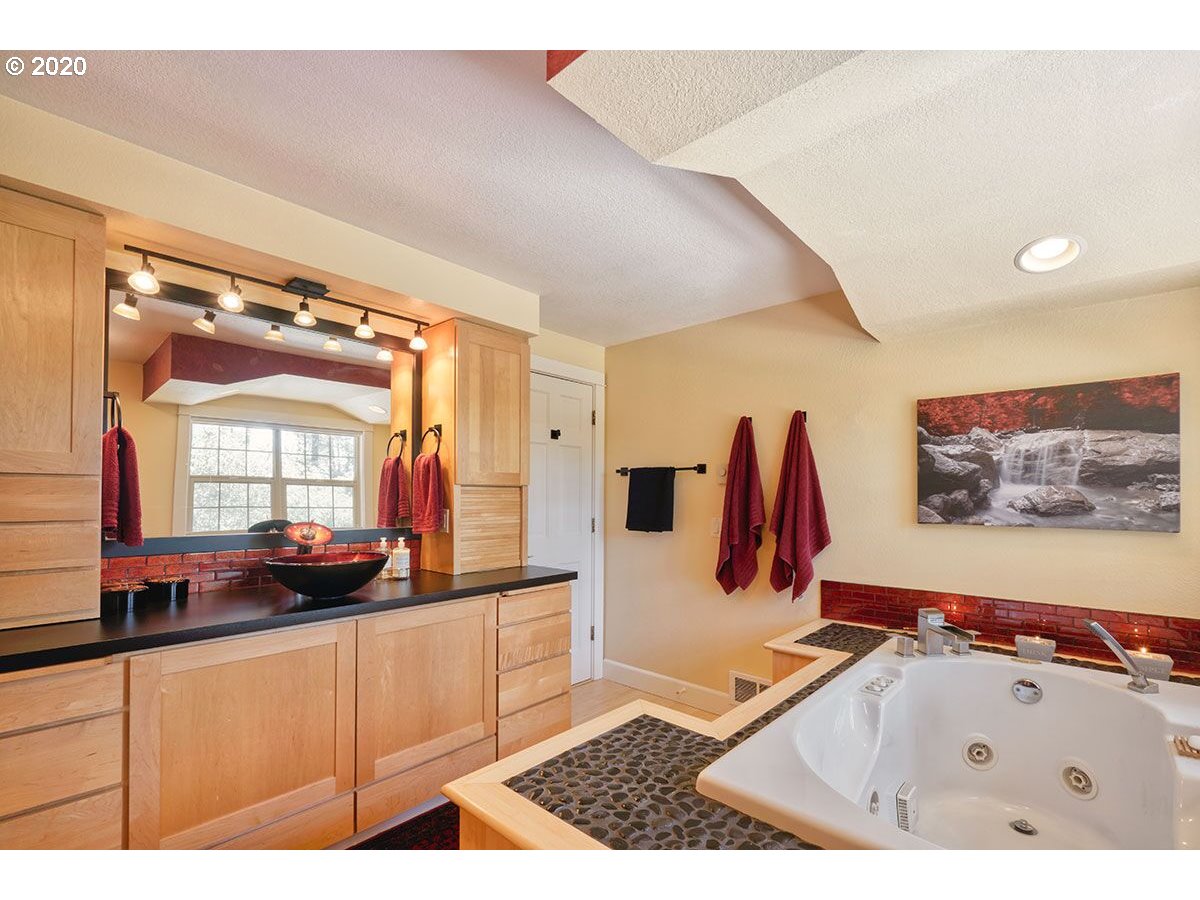 30304 Sandridge Road Ocean Park, WA 98640 - Photo 20 of 32 Gallery Image 20